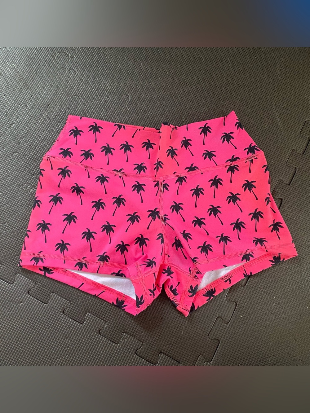 Rok The Box shorts, M - Picture 2 of 2